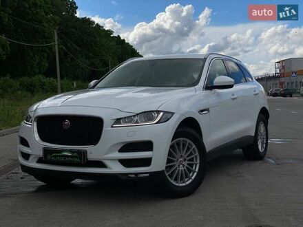Ягуар Ф-Пейс 2018 в Киеве на Automoto.ua Белый Ягуар Ф-Пейс, объемом двигателя 2 л и пробегом 121 тыс. км за 25490 $, фото 1 на Automoto.ua