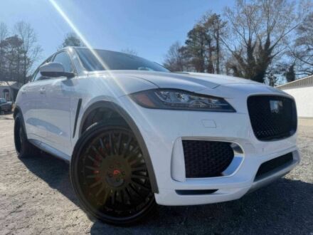 Белый Ягуар Ф-Пейс, объемом двигателя 5 л и пробегом 30 тыс. км за 11000 $, фото 1 на Automoto.ua