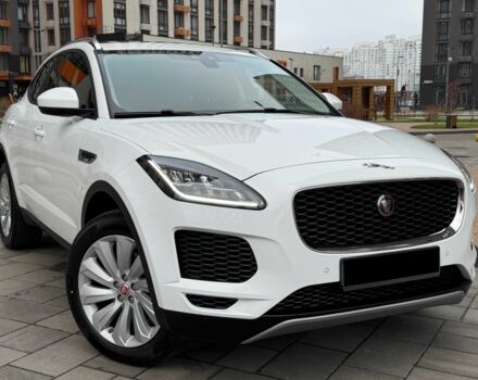 Белый Ягуар Ф-Пейс, объемом двигателя 2 л и пробегом 42 тыс. км за 27999 $, фото 1 на Automoto.ua
