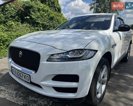 Белый Ягуар Ф-Пейс, объемом двигателя 2 л и пробегом 35 тыс. км за 35500 $, фото 1 на Automoto.ua