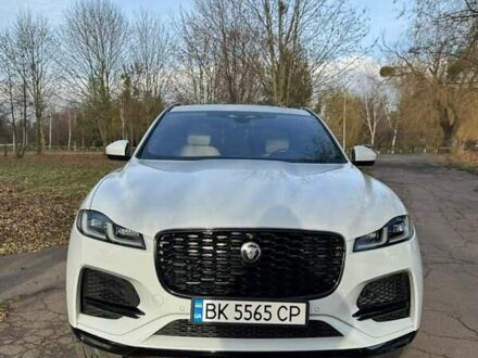 Белый Ягуар Ф-Пейс, объемом двигателя 3 л и пробегом 25 тыс. км за 36000 $, фото 1 на Automoto.ua