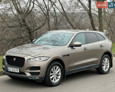 Бежевий Ягуар Ф-Пейс, об'ємом двигуна 2 л та пробігом 91 тис. км за 21900 $, фото 1 на Automoto.ua