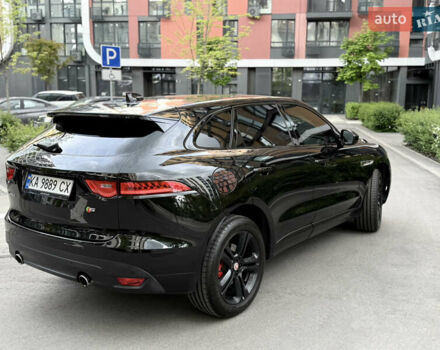 Черный Ягуар Ф-Пейс, объемом двигателя 3 л и пробегом 167 тыс. км за 25500 $, фото 6 на Automoto.ua