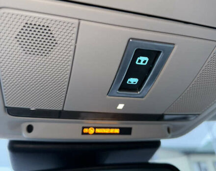 Черный Ягуар Ф-Пейс, объемом двигателя 2 л и пробегом 237 тыс. км за 17950 $, фото 22 на Automoto.ua