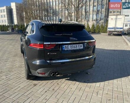 Чорний Ягуар Ф-Пейс, об'ємом двигуна 2 л та пробігом 100 тис. км за 25500 $, фото 2 на Automoto.ua