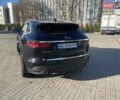 Чорний Ягуар Ф-Пейс, об'ємом двигуна 2 л та пробігом 100 тис. км за 25500 $, фото 2 на Automoto.ua