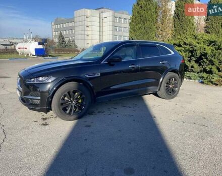 Чорний Ягуар Ф-Пейс, об'ємом двигуна 2 л та пробігом 100 тис. км за 25500 $, фото 1 на Automoto.ua