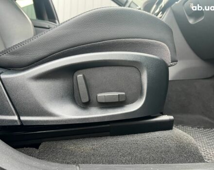 Черный Ягуар Ф-Пейс, объемом двигателя 2 л и пробегом 153 тыс. км за 24290 $, фото 30 на Automoto.ua