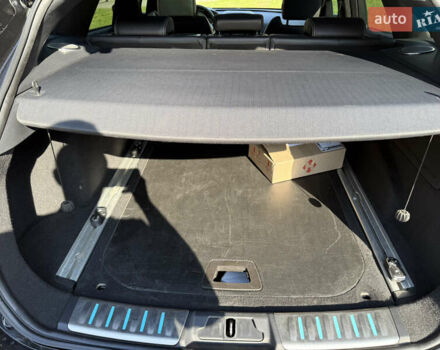 Черный Ягуар Ф-Пейс, объемом двигателя 2.99 л и пробегом 200 тыс. км за 27500 $, фото 13 на Automoto.ua