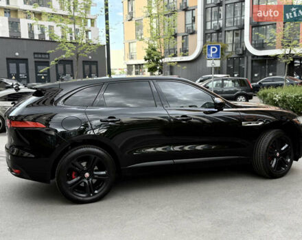 Черный Ягуар Ф-Пейс, объемом двигателя 3 л и пробегом 167 тыс. км за 25500 $, фото 7 на Automoto.ua