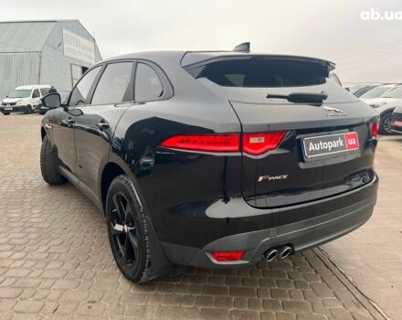 Черный Ягуар Ф-Пейс, объемом двигателя 2 л и пробегом 153 тыс. км за 24290 $, фото 6 на Automoto.ua