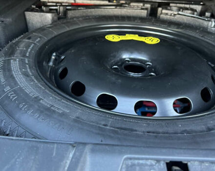 Черный Ягуар Ф-Пейс, объемом двигателя 2 л и пробегом 168 тыс. км за 22500 $, фото 13 на Automoto.ua