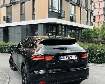 Черный Ягуар Ф-Пейс, объемом двигателя 3 л и пробегом 167 тыс. км за 25500 $, фото 10 на Automoto.ua