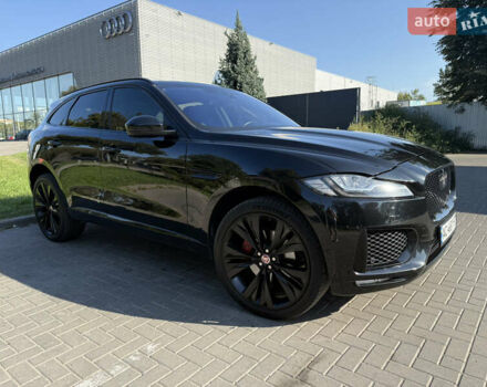 Черный Ягуар Ф-Пейс, объемом двигателя 2.99 л и пробегом 200 тыс. км за 27500 $, фото 2 на Automoto.ua