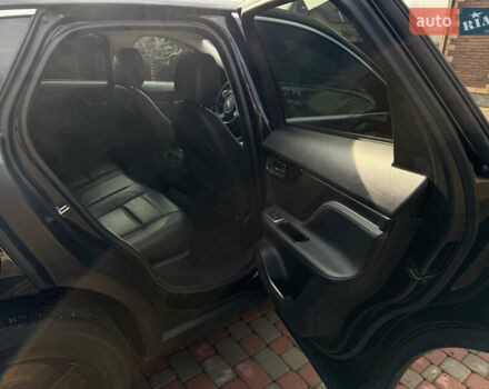 Черный Ягуар Ф-Пейс, объемом двигателя 2 л и пробегом 173 тыс. км за 22000 $, фото 9 на Automoto.ua