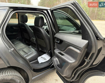 Черный Ягуар Ф-Пейс, объемом двигателя 2 л и пробегом 220 тыс. км за 22200 $, фото 41 на Automoto.ua