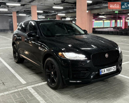 Черный Ягуар Ф-Пейс, объемом двигателя 3 л и пробегом 167 тыс. км за 25500 $, фото 14 на Automoto.ua