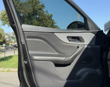 Черный Ягуар Ф-Пейс, объемом двигателя 2.99 л и пробегом 200 тыс. км за 27500 $, фото 29 на Automoto.ua