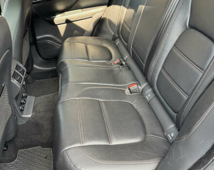 Черный Ягуар Ф-Пейс, объемом двигателя 2 л и пробегом 173 тыс. км за 22000 $, фото 22 на Automoto.ua