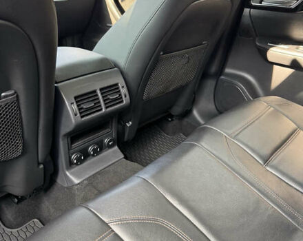 Черный Ягуар Ф-Пейс, объемом двигателя 2 л и пробегом 173 тыс. км за 22000 $, фото 23 на Automoto.ua