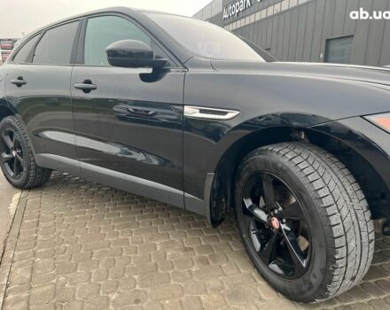 Черный Ягуар Ф-Пейс, объемом двигателя 2 л и пробегом 153 тыс. км за 24290 $, фото 11 на Automoto.ua