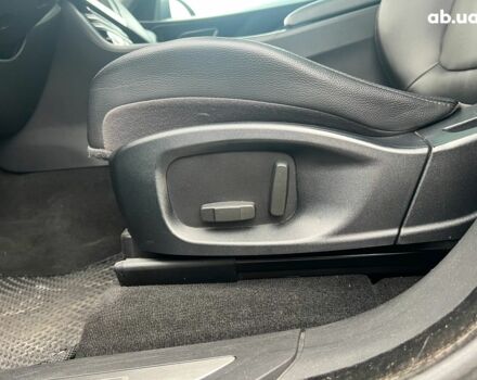 Черный Ягуар Ф-Пейс, объемом двигателя 2 л и пробегом 153 тыс. км за 24290 $, фото 34 на Automoto.ua
