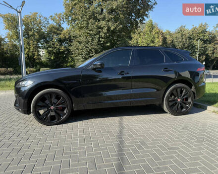 Черный Ягуар Ф-Пейс, объемом двигателя 2.99 л и пробегом 200 тыс. км за 27500 $, фото 6 на Automoto.ua