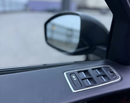 Черный Ягуар Ф-Пейс, объемом двигателя 2 л и пробегом 237 тыс. км за 17950 $, фото 24 на Automoto.ua