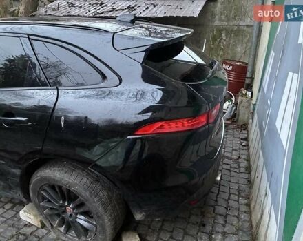 Чорний Ягуар Ф-Пейс, об'ємом двигуна 3 л та пробігом 80 тис. км за 12350 $, фото 3 на Automoto.ua