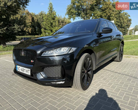 Черный Ягуар Ф-Пейс, объемом двигателя 2.99 л и пробегом 200 тыс. км за 27500 $, фото 4 на Automoto.ua