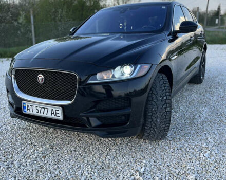 Черный Ягуар Ф-Пейс, объемом двигателя 2 л и пробегом 168 тыс. км за 22500 $, фото 2 на Automoto.ua