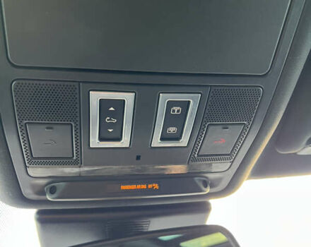 Черный Ягуар Ф-Пейс, объемом двигателя 2 л и пробегом 168 тыс. км за 22500 $, фото 24 на Automoto.ua