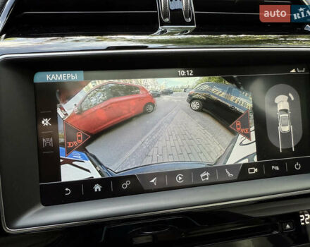 Черный Ягуар Ф-Пейс, объемом двигателя 3 л и пробегом 167 тыс. км за 25500 $, фото 26 на Automoto.ua