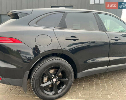 Чорний Ягуар Ф-Пейс, об'ємом двигуна 2 л та пробігом 153 тис. км за 24290 $, фото 10 на Automoto.ua