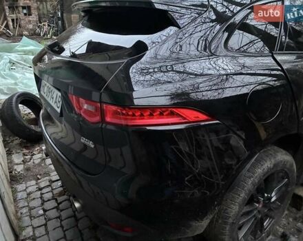 Чорний Ягуар Ф-Пейс, об'ємом двигуна 3 л та пробігом 80 тис. км за 12350 $, фото 4 на Automoto.ua