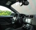 Чорний Ягуар Ф-Пейс, об'ємом двигуна 2 л та пробігом 154 тис. км за 22000 $, фото 93 на Automoto.ua