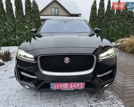 Чорний Ягуар Ф-Пейс, об'ємом двигуна 2 л та пробігом 123 тис. км за 23500 $, фото 9 на Automoto.ua