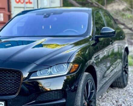 Черный Ягуар Ф-Пейс, объемом двигателя 3 л и пробегом 3 тыс. км за 21000 $, фото 6 на Automoto.ua