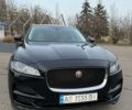 Черный Ягуар Ф-Пейс, объемом двигателя 2 л и пробегом 207 тыс. км за 23500 $, фото 4 на Automoto.ua