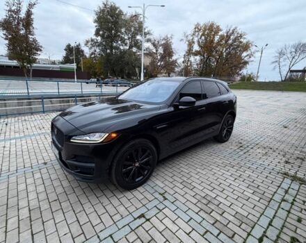 Черный Ягуар Ф-Пейс, объемом двигателя 2 л и пробегом 152 тыс. км за 24800 $, фото 1 на Automoto.ua