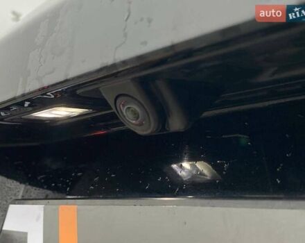 Черный Ягуар Ф-Пейс, объемом двигателя 2 л и пробегом 132 тыс. км за 25490 $, фото 4 на Automoto.ua