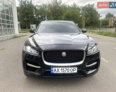 Чорний Ягуар Ф-Пейс, об'ємом двигуна 2 л та пробігом 119 тис. км за 29500 $, фото 2 на Automoto.ua
