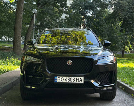 Черный Ягуар Ф-Пейс, объемом двигателя 3 л и пробегом 58 тыс. км за 28700 $, фото 7 на Automoto.ua