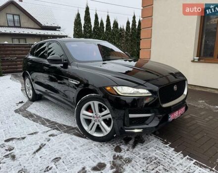 Чорний Ягуар Ф-Пейс, об'ємом двигуна 2 л та пробігом 123 тис. км за 23500 $, фото 3 на Automoto.ua