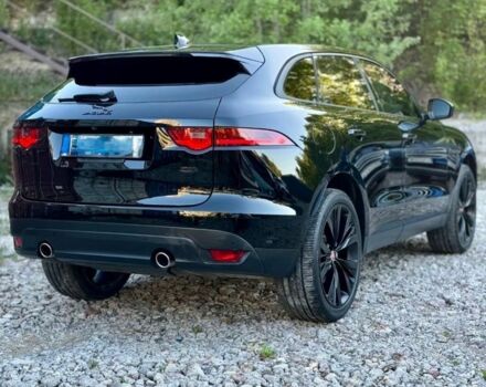 Черный Ягуар Ф-Пейс, объемом двигателя 3 л и пробегом 3 тыс. км за 21000 $, фото 2 на Automoto.ua