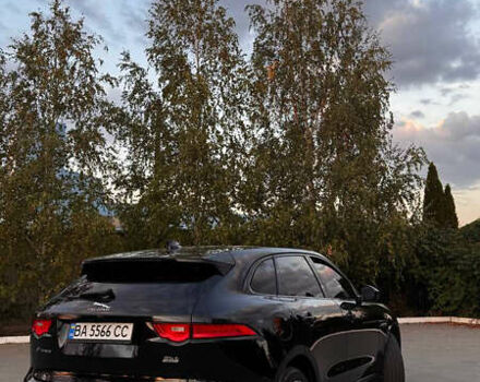 Чорний Ягуар Ф-Пейс, об'ємом двигуна 3 л та пробігом 100 тис. км за 24000 $, фото 2 на Automoto.ua