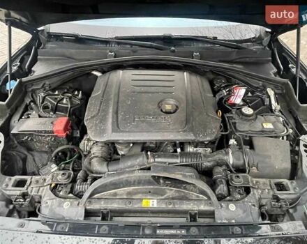 Черный Ягуар Ф-Пейс, объемом двигателя 2 л и пробегом 130 тыс. км за 22500 $, фото 7 на Automoto.ua