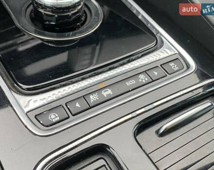 Черный Ягуар Ф-Пейс, объемом двигателя 2 л и пробегом 132 тыс. км за 25490 $, фото 18 на Automoto.ua