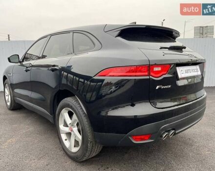 Чорний Ягуар Ф-Пейс, об'ємом двигуна 2 л та пробігом 214 тис. км за 18990 $, фото 5 на Automoto.ua