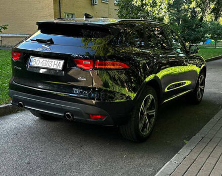 Черный Ягуар Ф-Пейс, объемом двигателя 3 л и пробегом 58 тыс. км за 28700 $, фото 4 на Automoto.ua